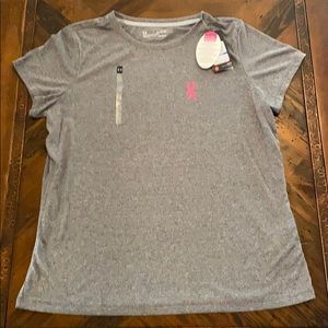 NWT under armour tshirt size: XL